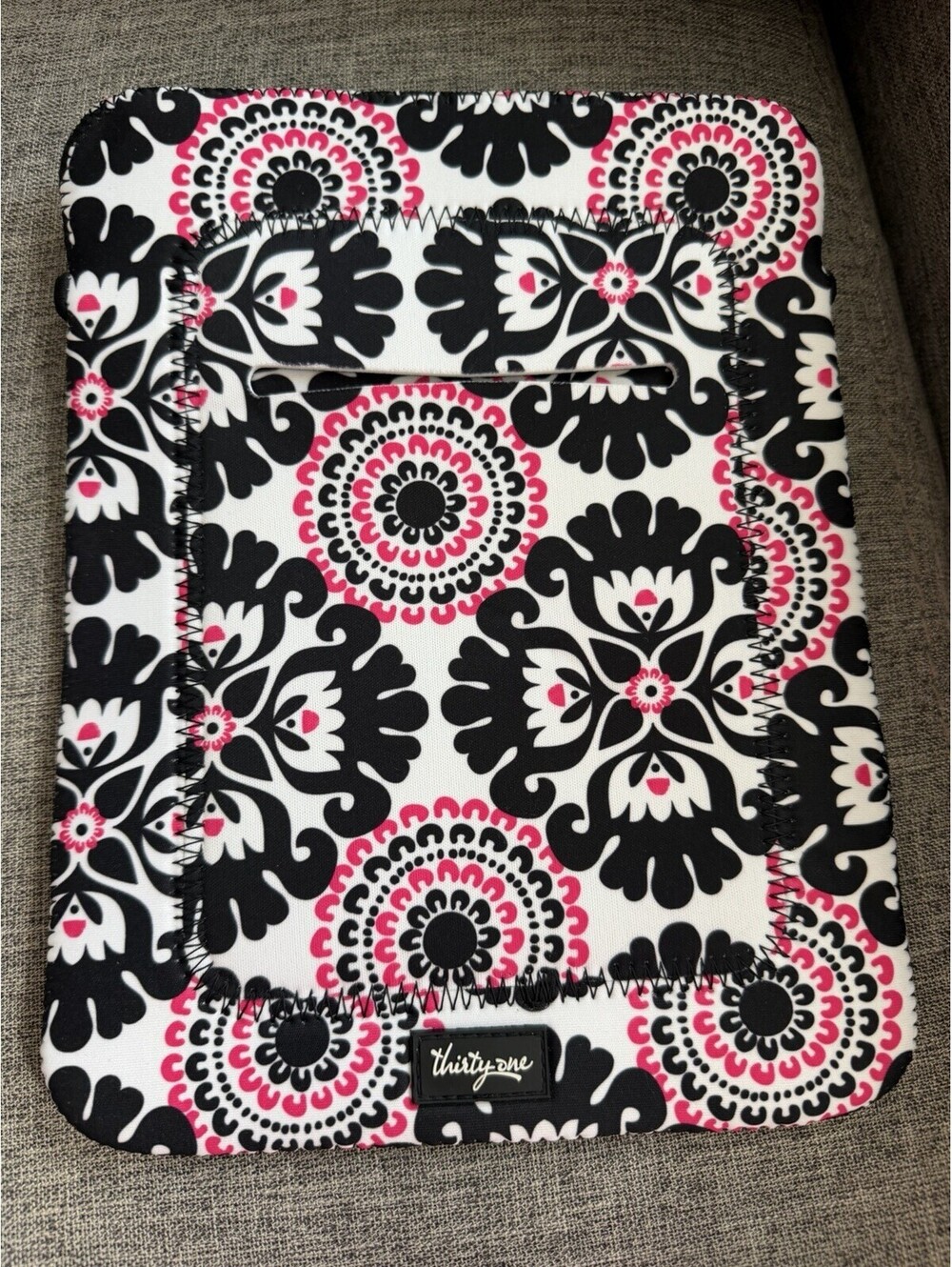 Thirty One Tote A Tablet In Pink Pop Medallion Cover Holder Protective